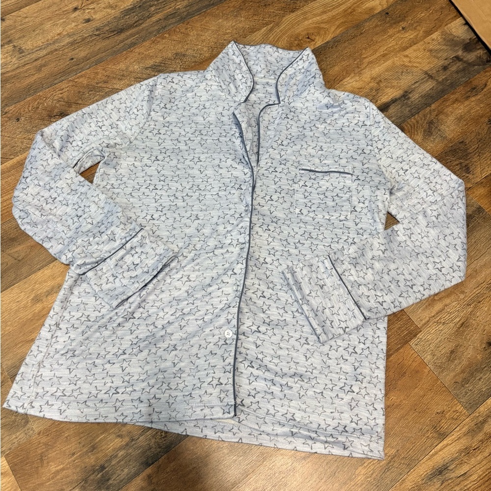 Splendid Star Print Pajama Top – Soft Lounge Button Down Sleep Shirt
